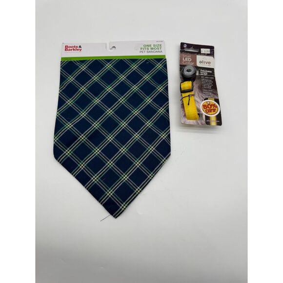 Dog Bandana and light up dog collar - Picture 1 of 6